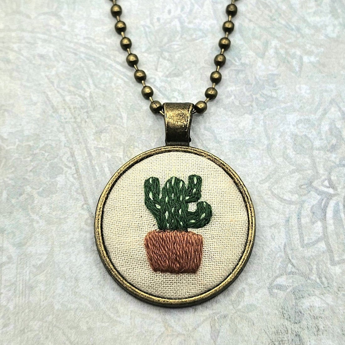Cactus Necklace -Brass