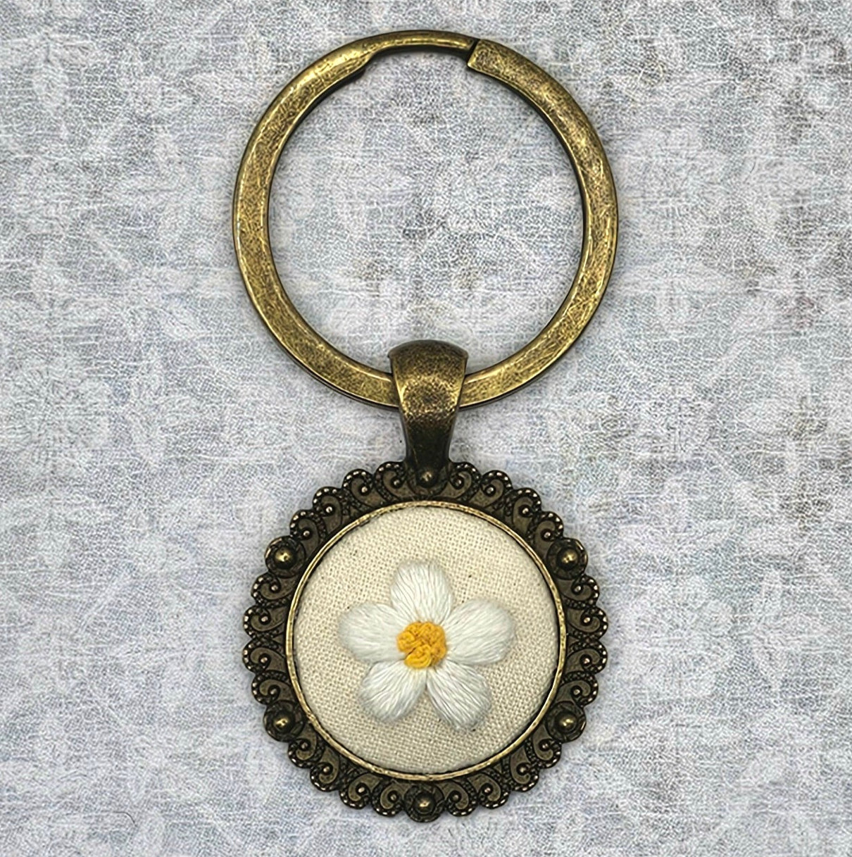 Daisy Flower - Brass Keychain- Hand Embroidery