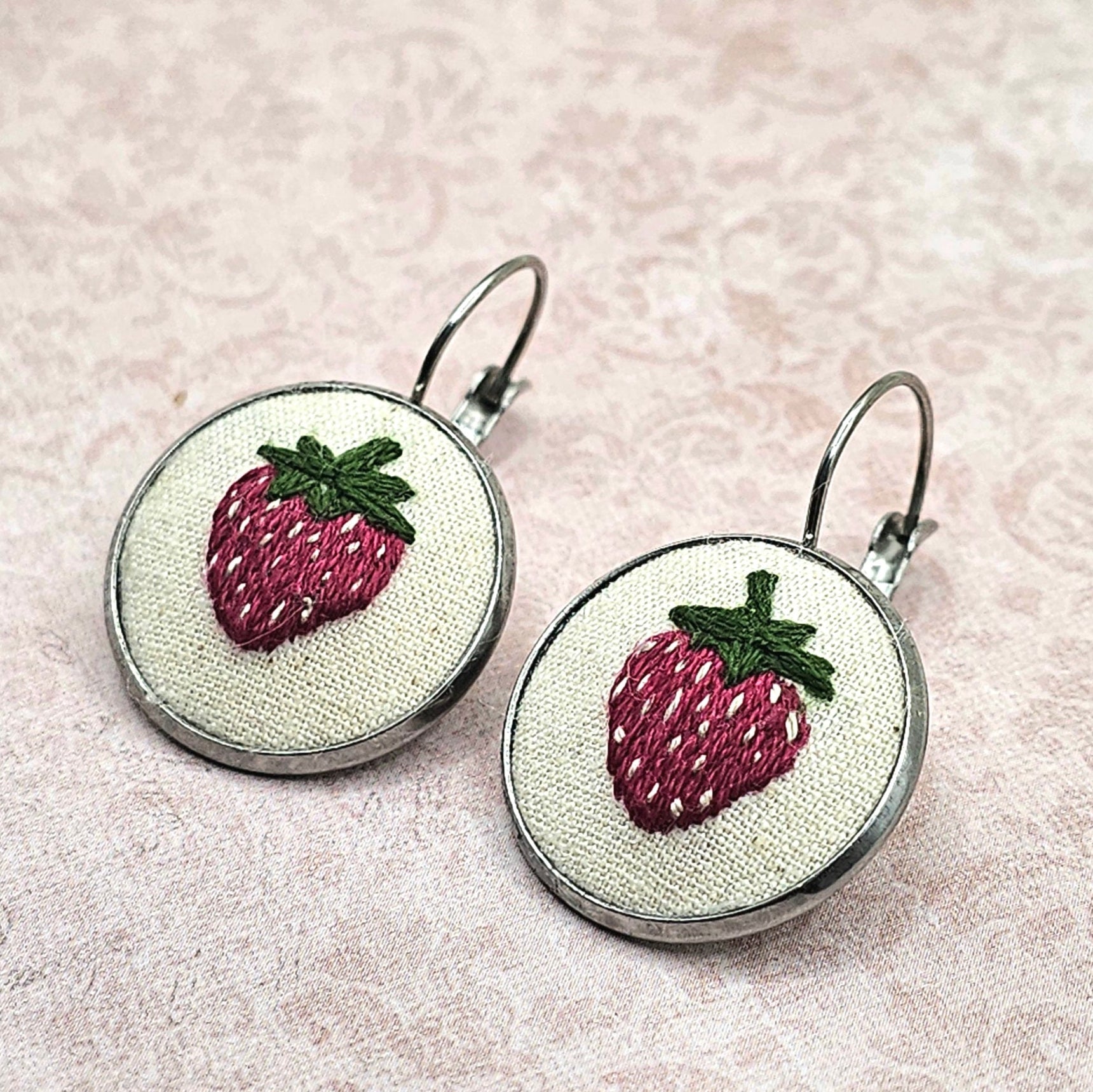 Strawberry Earrings - Silver - Hand Embroidery