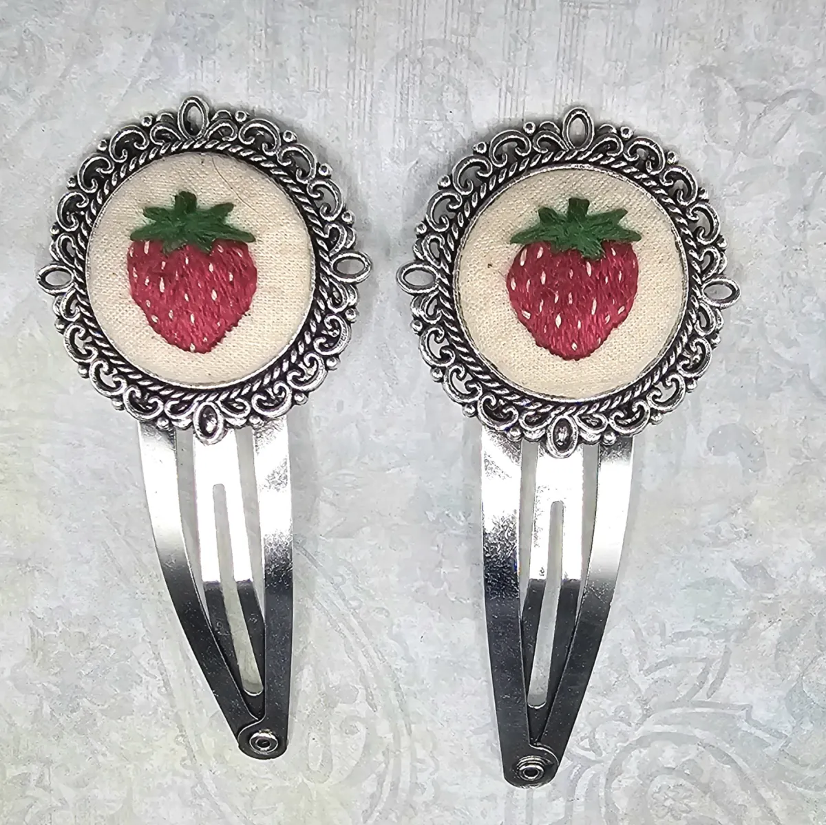 Strawberry Silver Barrette Set view 4